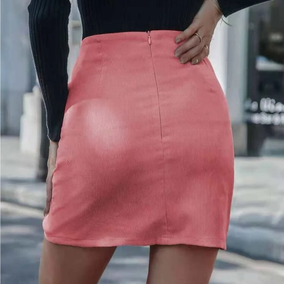 💕Pink Corduroy Skirt 💕 - Picture 2 of 4